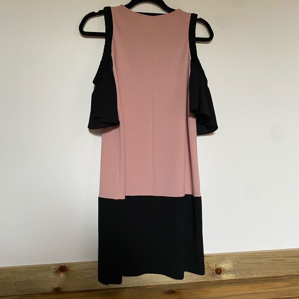 Zara off the shoulder dress - Picture 2 of 7